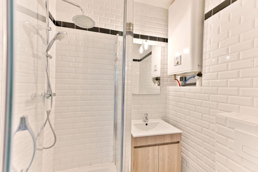 Appartement 2 Pieces #Toureiffel #Invalides - II Paris Ngoại thất bức ảnh